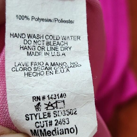 Style Rack Mini Dress Medium Fucsia Color On or Off Shoulder - Picture 11 of 11